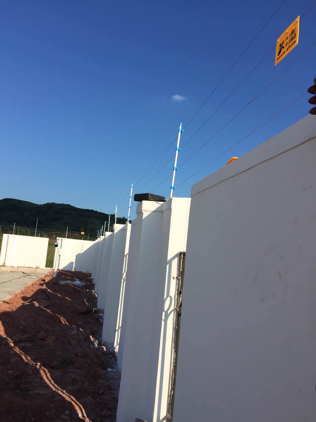 四川廣安市鄰水縣礦區電子圍欄案例