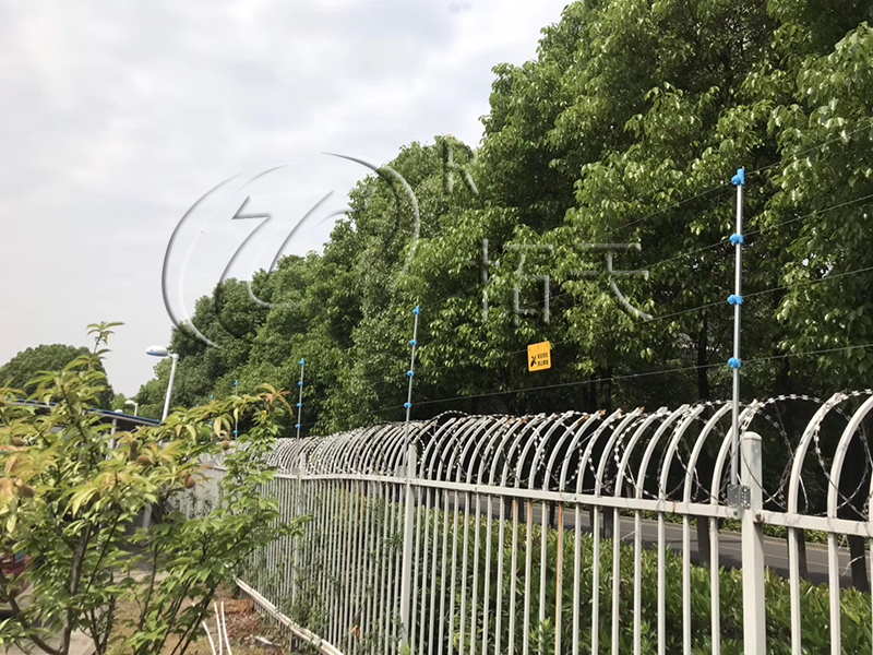 無錫市惠山區綠地世紀城小區脈沖圍欄案例