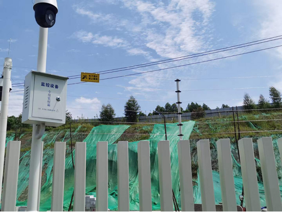 學校安裝電子圍欄的必要性,學生翻墻外出感染